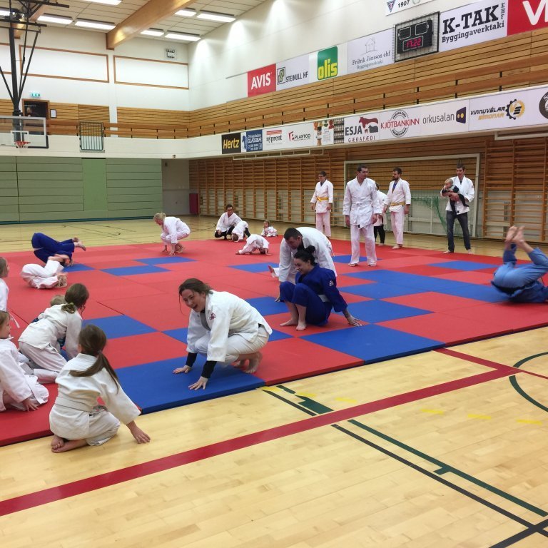 Frá foreldraæfingu. Mynd: Grétar Karlsson.