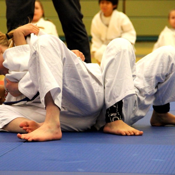 266564095_328381115600209_389937807916149335_n