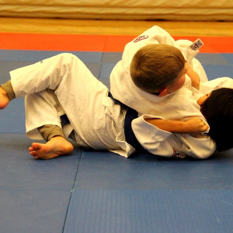 269608494_1976902615824233_1320430743097604914_n