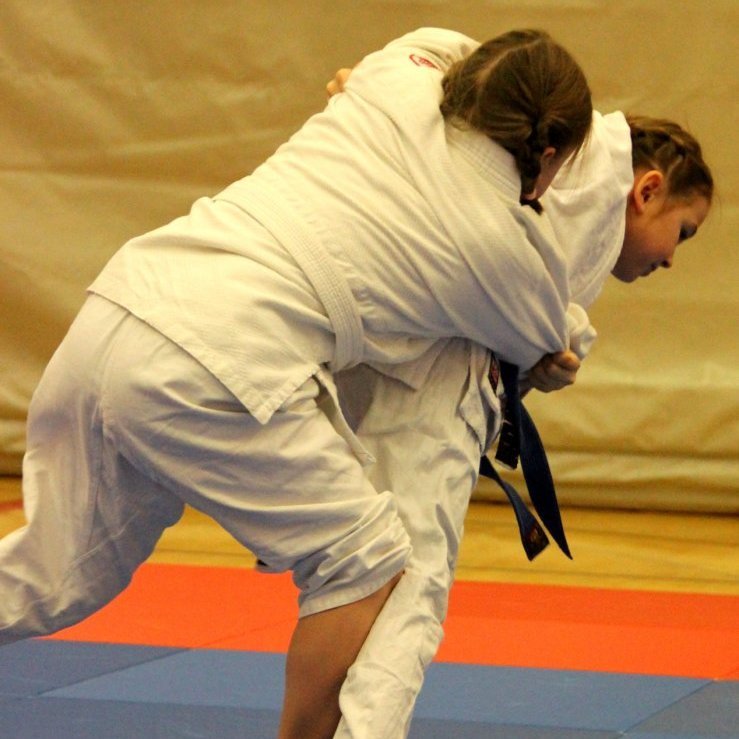 269698035_408266267666753_2347808777303059835_n