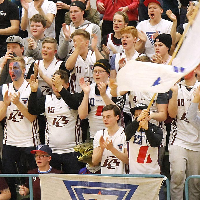 Stuðningsmannaliðið Grettir hvetur Stólana í blíðu og stríðu. MYND: ÓAB