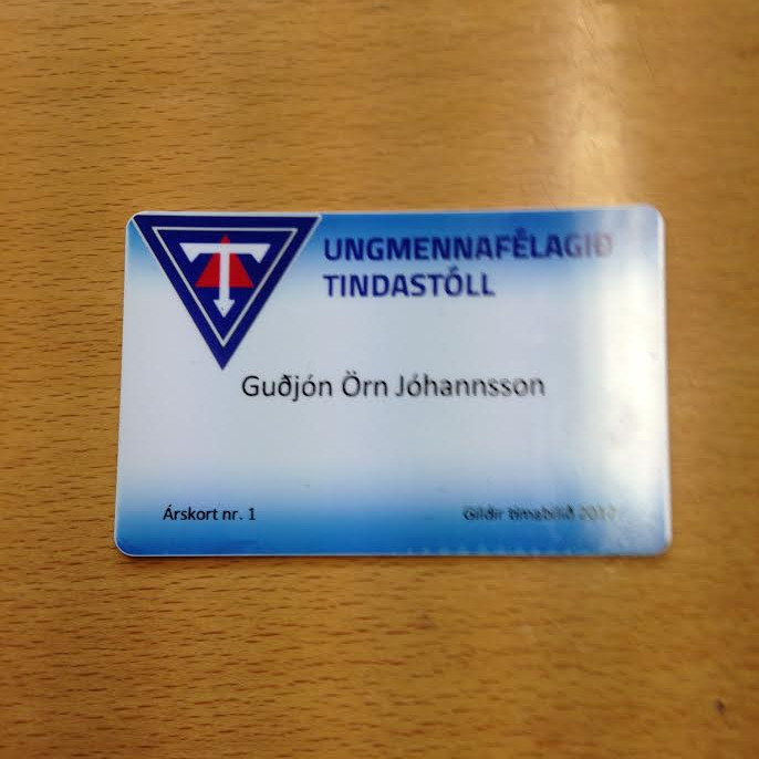 Guðjón Keypti fyrsta kortið