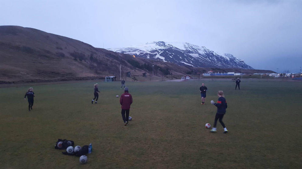 Æfing hjá 3. flokk kvk 24 janúar