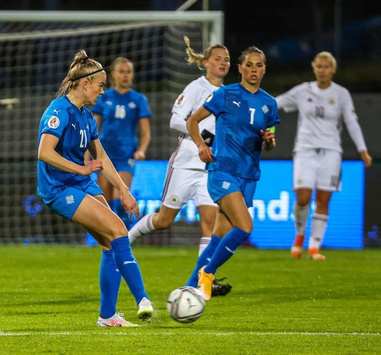 Laufey Harpa valinn í æfingahóp landsliðsins