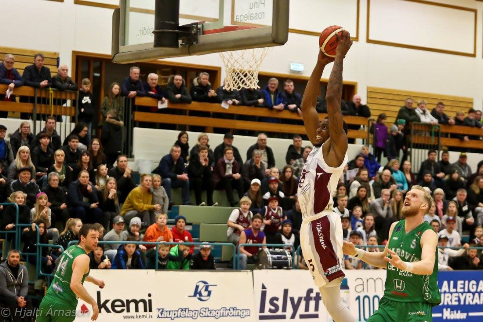 Brandon Garrett treður með tilþrifum.  MYND: HJALTI ÁRNA