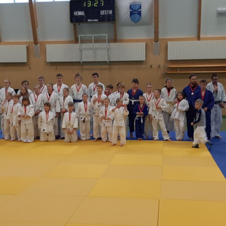 Mynd af keppendum á Norðurlandsmótinu