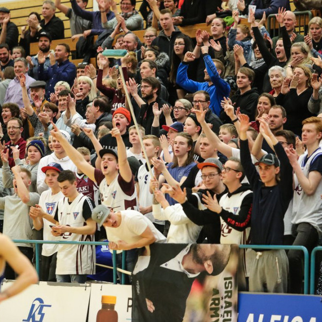 Allir í Síkið á föstudagskvöldið. Áfram Tindastóll! MYND: HJALTI ÁRNA