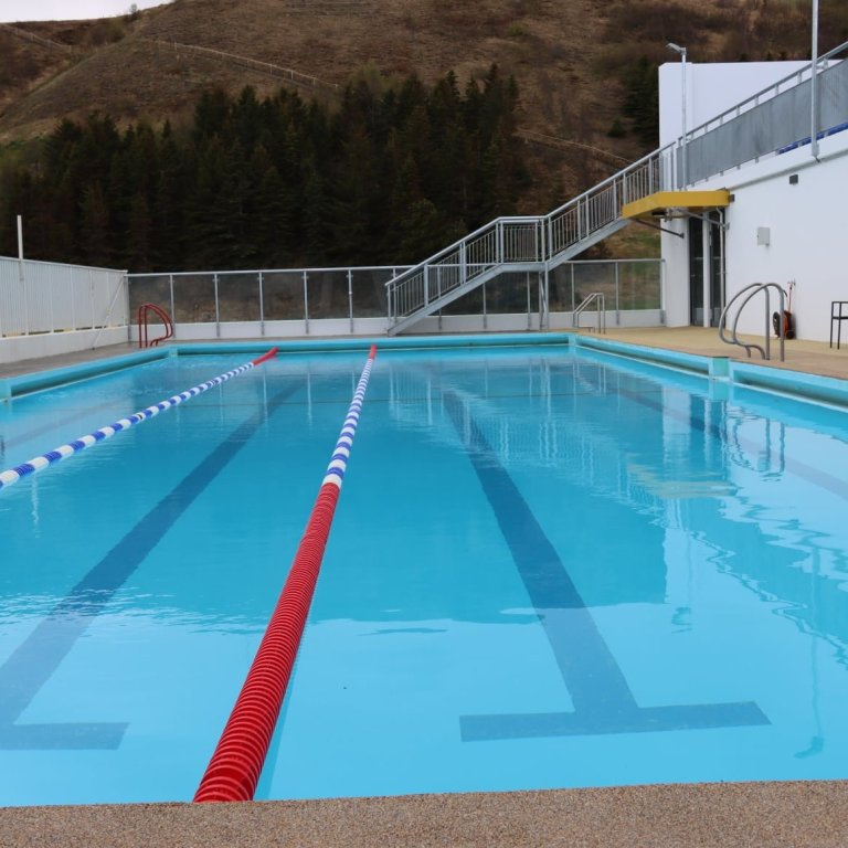 Velkomin á sundæfingar