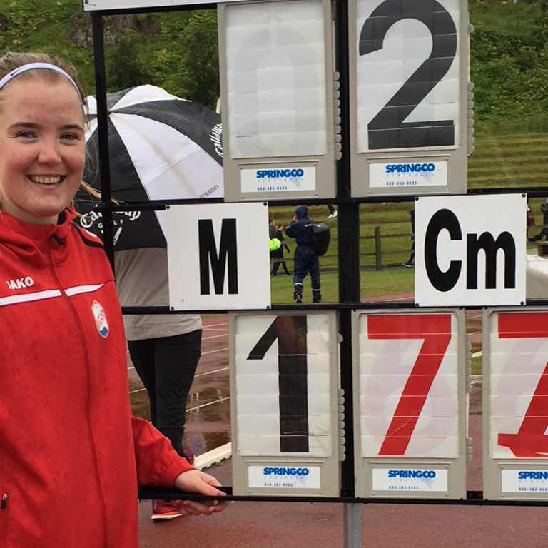 Þóranna Ósk stökk 1,77m í annað sinn !